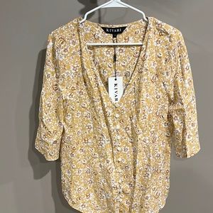 NWT Kivari floral blouse